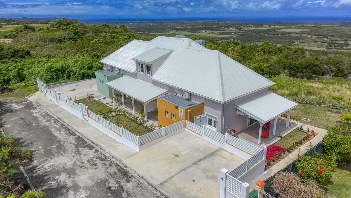 21.Location villa piscine Marie Galante Guadeloupe_Vue ensemble